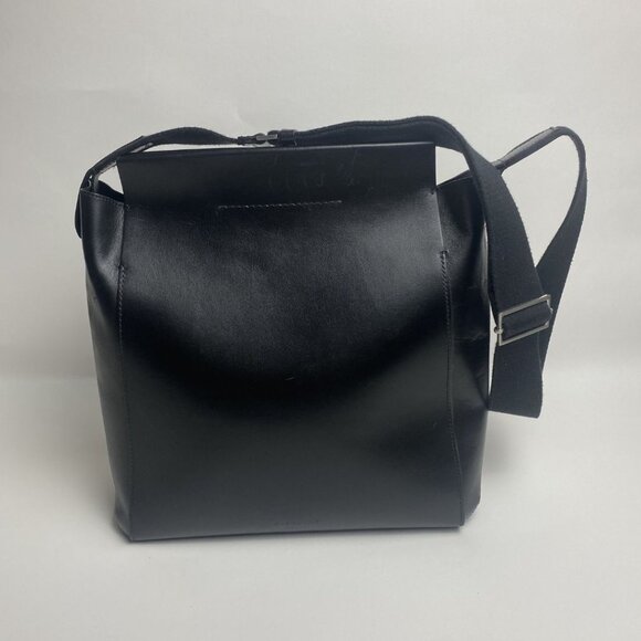Everlane Form Bag Black Leather Crossbody Bag Minimalist Structured - Picture 4 of 12